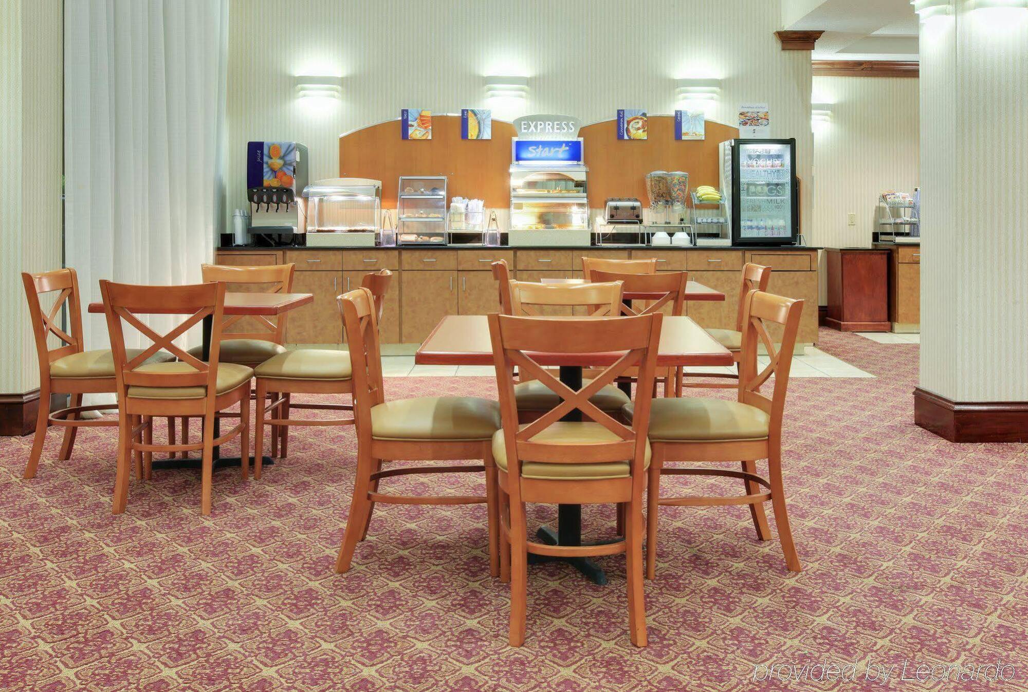坎顿智选假日套房酒店 外观 照片
